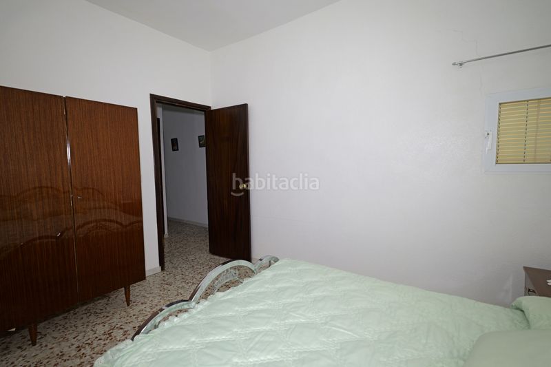 Foto 02781ba4-6d82-49a3-97c9-0b2fc9977c44. Casa adossada a calle iglesia 2 a Nevada