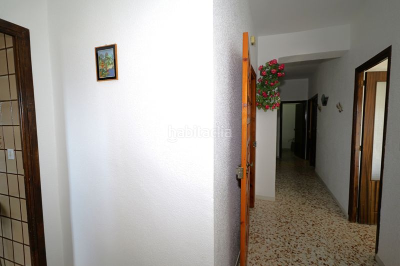Foto b320ec38-1b18-4656-a202-7108f7208438. Casa adossada a calle iglesia 2 a Nevada