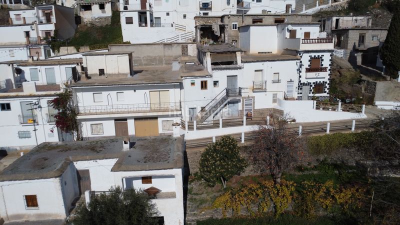Foto e561aed4-fca8-4c6a-aaf8-992b51fd7a2e. Casa adossada a calle iglesia 2 a Nevada