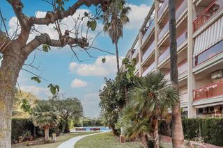 Pis  Avinguda de los ángeles. Piso con parking en miami