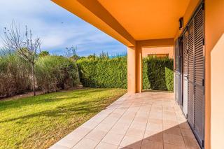 Ground floor in Bonmont Terres Noves. Planta baja en club golf bonmont - mont-roig