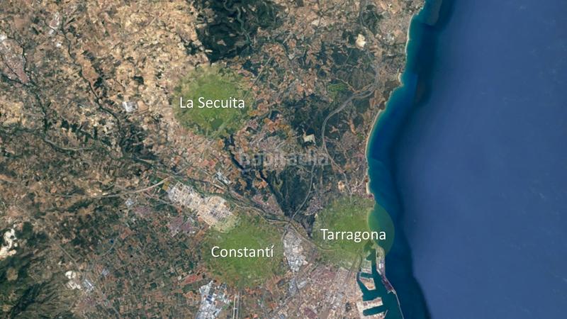 Foto 802d4ec6-59de-4786-a6f7-7e68a3ee27f6. Terrain résidentiel dans carrer flix 15 dans Constantí