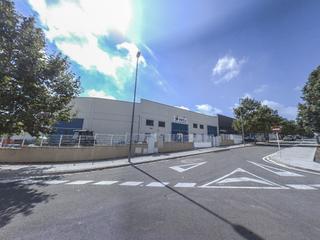 Industrial building in Carrer de vicent andrés estellés 12. Nave industrial en reus