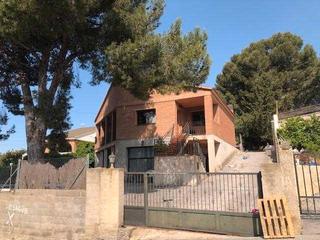 Xalet  Carrer s-d. Cl merce rodoreda - el catllar