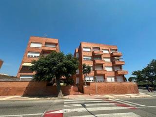 Pis  Carrer de barcelona. Oportunida montbrio