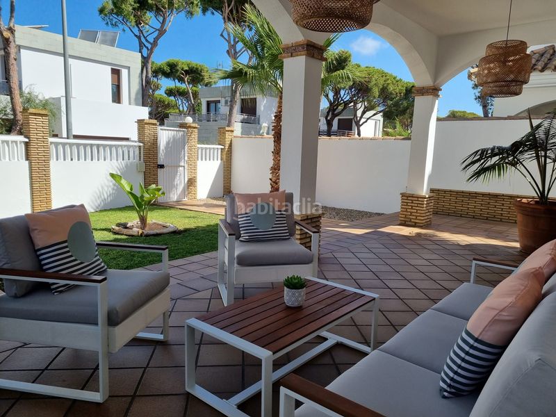 Foto 16887afc-6df8-4b45-a28b-4374f1653649. Location chalet avec cheminée chauffage parking piscine dans Chiclana de la Frontera