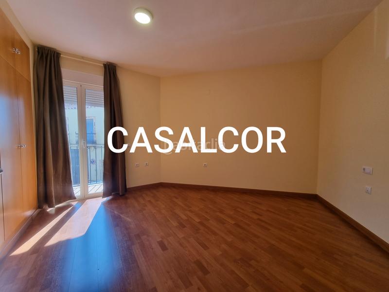 Foto f62ec196-cb04-490f-b1d8-37430a80bd4e. Location maison avec parking dans Viso del Alcor (El)