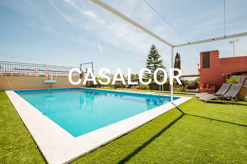 Foto 4b77a71e-539f-4d00-9b71-0b3964d1b0df. Miete loft mit parking pool in Carmona