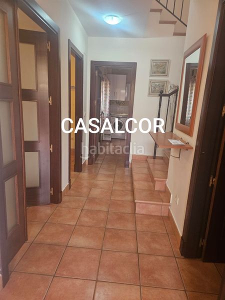 Foto 996c8e1e-124e-49a9-a394-6c9a00beadb6. Location maison jumelée avec parking dans Mairena del Alcor