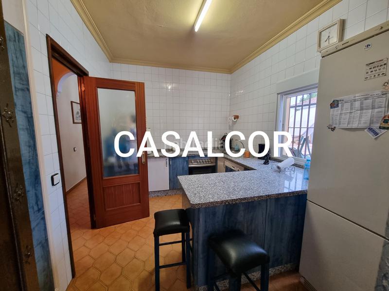 Foto 020dfc68-3756-4ebf-8227-f62b5ea872ca. Location chalet avec parking piscine dans Mairena del Alcor