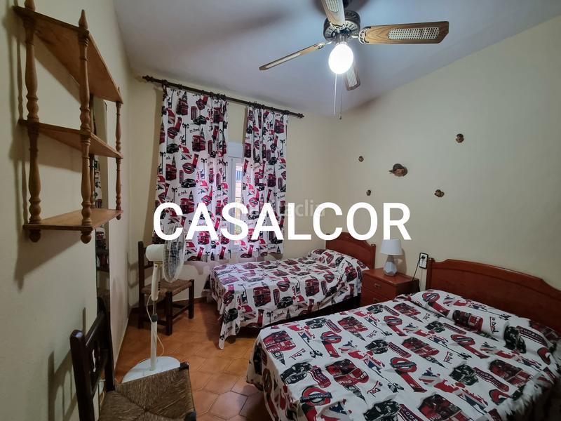 Foto 0f08db6b-3352-46d8-b364-47ed419e9f53. Affitto chalet con parcheggio piscina in Mairena del Alcor