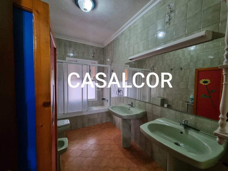 Foto ea77008d-9755-43b3-a46f-fc7551287fd8. Affitto chalet con parcheggio piscina in Mairena del Alcor