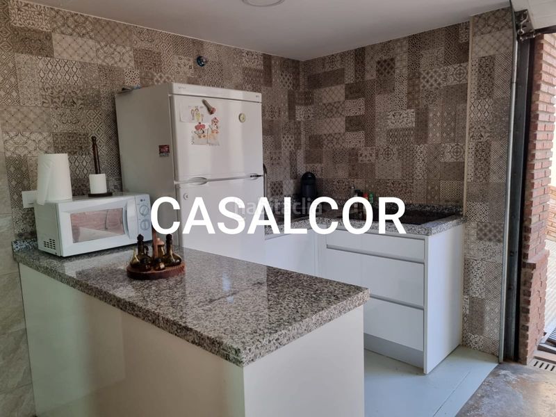 Foto 91c44e20-3d18-4a97-b44e-459e031616ab. Location chalet avec parking dans Mairena del Alcor