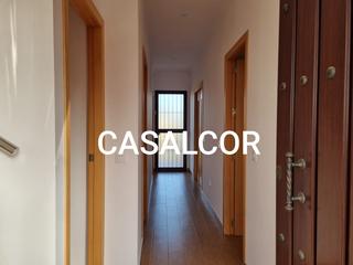 Rent Chalet in Mairena del Alcor. Alquiler temporal