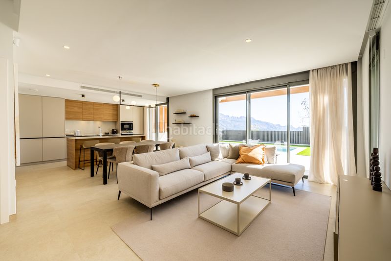 Foto e3824f2c-1e9c-47a1-853a-5ac6ca31cd75. Chalet bay view en balcón de ponoig - Polop paradis - Polop hills Polop