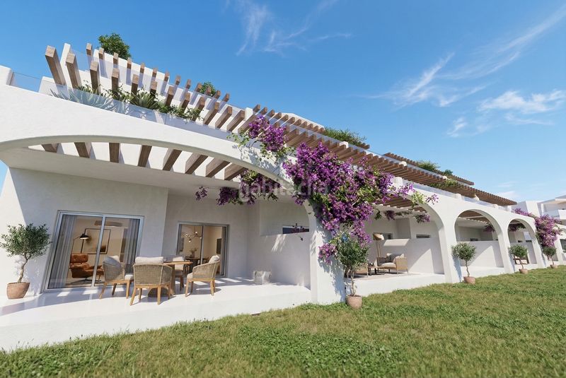 Foto dd1b1e7c-a0aa-4d8d-b05d-6ed91cde7332. Apartament amb piscina a Las Salinas Vera