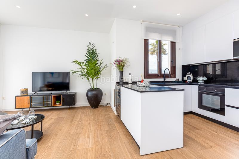 Foto 26257c3c-9909-4f45-8ec7-2bd3ef279a53. Xalet amb piscina a balcón de Finestrat-terra marina Finestrat