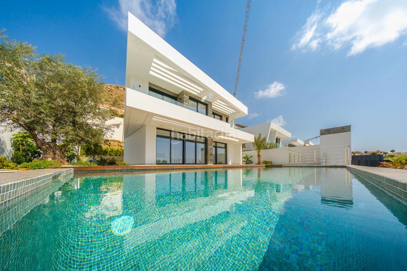 Foto 207ea9df-0a9b-45b9-b63b-8533f0077d04. Chalet in Golf Bahía Finestrat