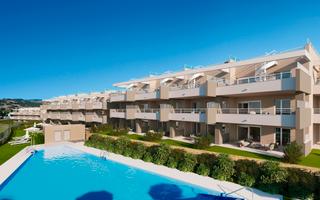 Piccolo appartamento in Casares pueblo. Apartamentos con terraza y zonas comunes en estepona