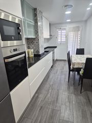 Location Appartement  Carrer d'archena. Para entrar a vivir !!