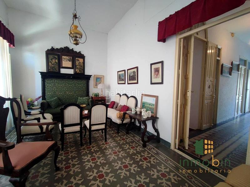 Foto a9b4b286-6392-487d-a74c-d66165d7ec99. Casa  céntrica reformada en 2004, en Don Benito