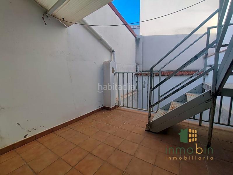 Foto f2a8f24e-3275-4740-9160-54ef508d1810. Edifici a Don Benito