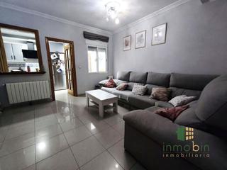 Edificio en Don Benito. Edificio cochera  vivienda reformada en 2005