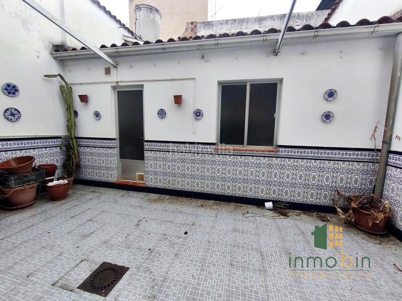 Foto c2e6a74a-2fd3-4371-8d29-8f36dc1a76f6. Casa con riscaldamento in Don Benito