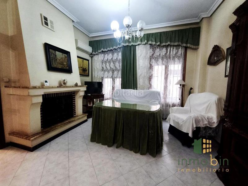 Foto f6ac0a56-f5d8-4474-8169-6f388dafff6a. Casa con riscaldamento in Don Benito