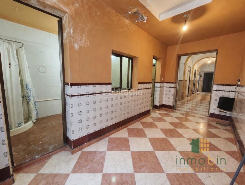 Foto 89c33ac0-d310-47f4-8efa-44e6d3bf7758. Casa a Don Benito