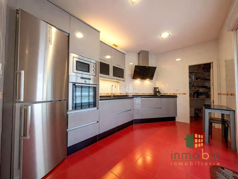 Foto b945a9ad-01a4-493d-8f49-1c88074e0b8e. Casa amb calefacció aparcament a Don Benito