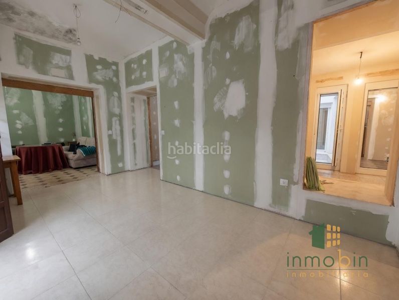 Foto f88475e2-7730-4671-be24-34f16de318b0. Casa a Don Benito