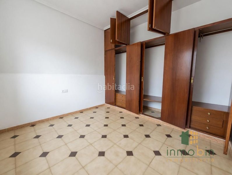 Foto 9961d713-9c9f-41d3-a8b7-f5679d223aa2. Planta baixa a Don Benito