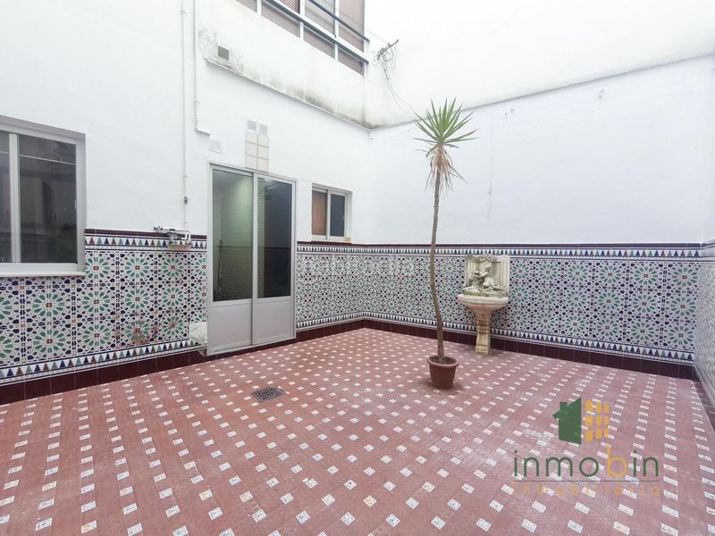 Foto ebaf716a-913a-4857-843c-d1e2b1452b5d. Planta baixa a Don Benito
