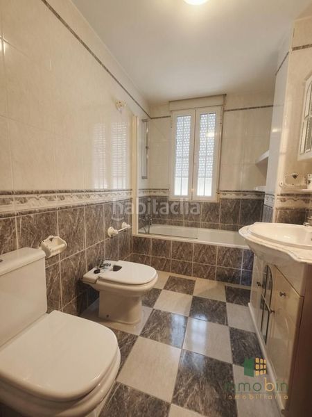 Foto 6db369cc-195d-4acf-a302-e38df57bc0e0. Semi detached house with heating parking in Don Benito