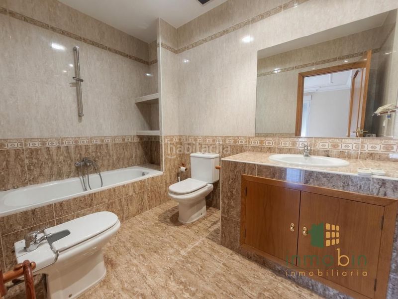 Foto c0a211f3-465f-4019-a481-1c52b3cdb55f. Semi detached house with heating parking in Don Benito