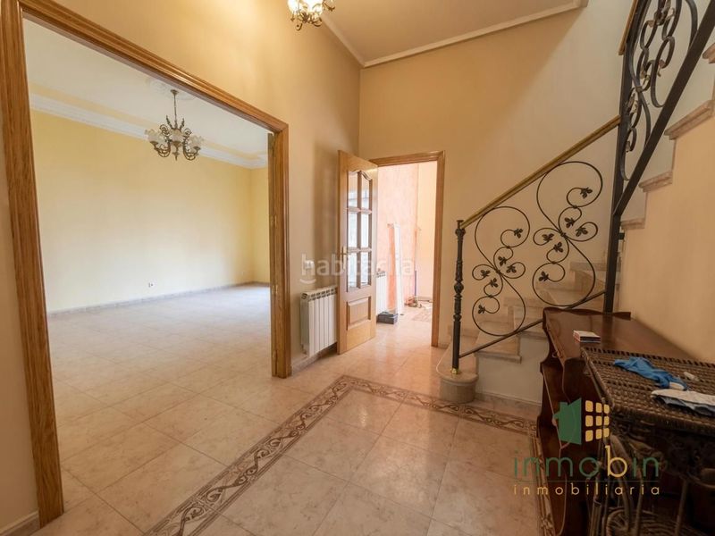 Foto d8612912-c84c-41d1-8a79-febbb6dcfa53. Semi detached house with heating parking in Don Benito