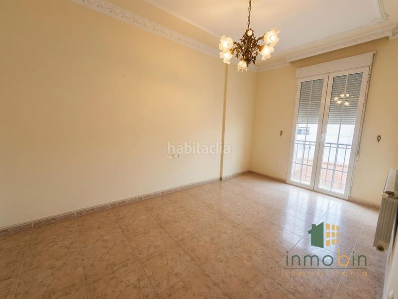Foto dfd8c2dd-a9b3-4d01-a34c-2062ce31e936. Semi detached house with heating parking in Don Benito