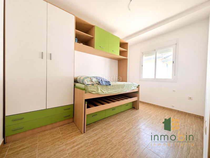 Foto b2dbd805-1bc9-4bda-b014-a3ba045dcc84. Casa adossada amb aparcament a Don Benito