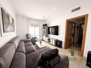 Flat in Don Benito. Piso con plaza de garaje en pleno centro, plaza de la concordia,