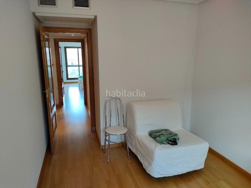 Foto 3d5f0b4d-42e0-4b78-8c0c-3e08e3f2a3c6. Alquiler piso alquiler en calle diputados en La Almozara Zaragoza