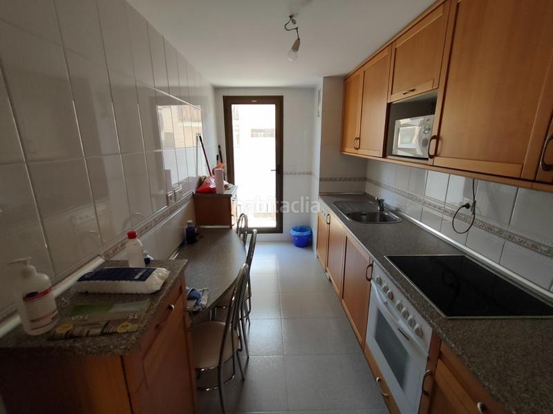 Foto c99bffa4-e492-4cc3-bd9f-e2c00830453a. Alquiler piso alquiler en calle diputados en La Almozara Zaragoza