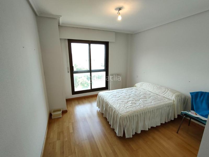 Foto 543148b6-29f9-4916-8f94-0d54bd05ecc8. Rent flat with heating in La Almozara Zaragoza