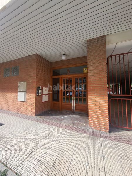 Foto b6254c80-a601-4b92-a245-d8f6531049e1. Pis amb calefacció a La Almozara Zaragoza