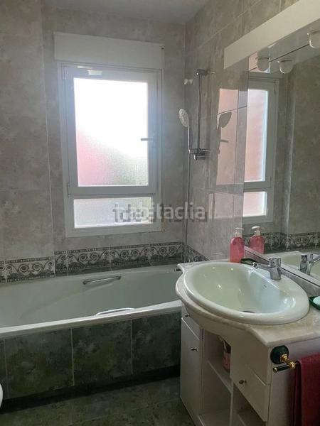 Foto a67120d8-cb3f-415b-baa6-02a827e1de9c. Casa con riscaldamento parcheggio in Montecanal Zaragoza