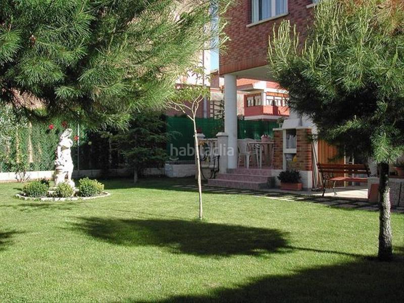 Foto 3d8ff503-4ce2-484e-abbf-ede5d7f5f845. Maison avec chauffage parking dans Montecanal Zaragoza