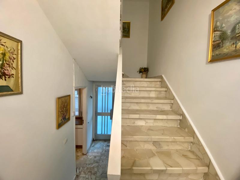 Foto 739c9401-26aa-4287-ba59-234086ed256e. Casa adossada amb calefacció a Grove (O)