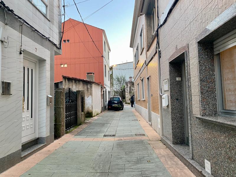 Foto c34ad742-5bce-4485-b87f-9a85a5d683a8. Casa adossada amb calefacció a Grove (O)