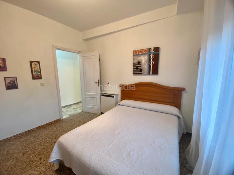 Foto c7fbbde9-b9d7-44a2-8ae9-faf2b817e955. Casa adossada amb calefacció a Grove (O)