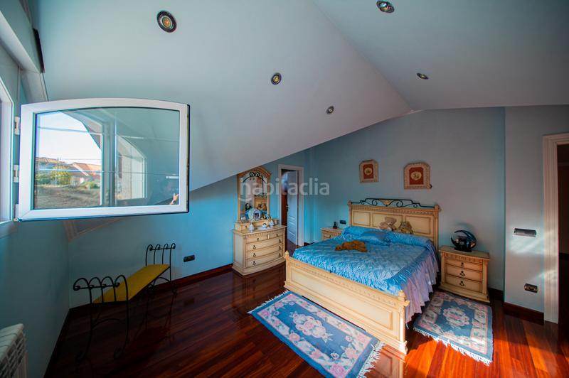Foto cbd1e769-6d26-41c1-a5f7-bad826732558. Chalet mit kamin parking in Illa de Arousa (A)